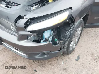 2018 Jeep Cherokee Limited with VIN 1C4PJMDXXJD502325, listed as a IAAI auction lot 41678953 with 52,951 mi miles. Bid and sale history available at carsss.com. Image 6.