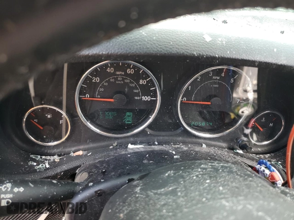 2013 Jeep Wrangler Unlimited Sahara with VIN 1C4HJWEG1DL516784, listed as a Copart auction lot 56382805 with 205,874 mi miles and Salvage title. Bid and sale history available at DreamBid. Image 9.