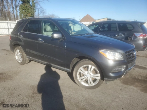 2014 Mercedes-Benz M-Class ML 350 with VIN 4JGDA5HB0EA401790, listed as a Copart auction lot 49207705 with 148,553 mi miles and Clean Title. Bid and sale history available at carsss.com. Image 4.