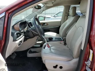 2018 Chrysler Pacifica Touring L Plus z VIN 2C4RC1EG9JR106271, wystawiony jako Copart lot #52977135 z przebiegiem 53 484 mil mil oraz Szkody całkowita. Historia ofert i sprzedaży dostępna na DreamBid. Obrazek 7.