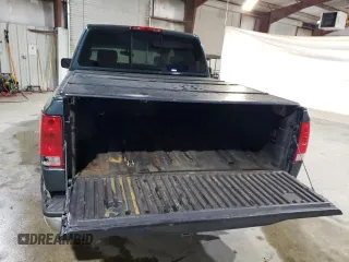 2004 Nissan Titan LE with VIN 1N6AA07B24N517623, listed as a Copart auction lot 46680665 with 217,639 mi miles and Clean Title. Bid and sale history available at carsss.com. Image 6.