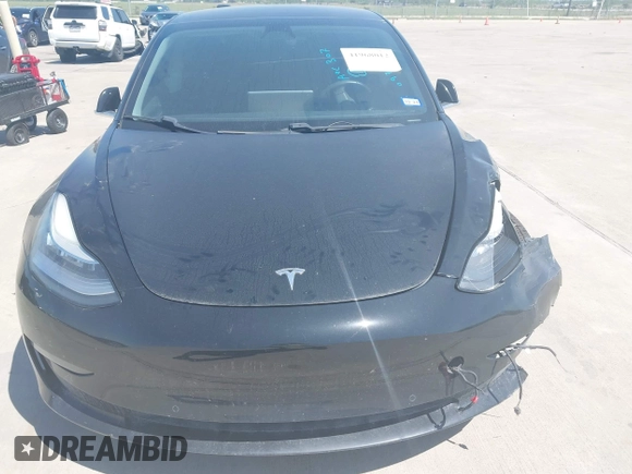 2019 Tesla Model 3 Mid Range z VIN 5YJ3E1EA3KF310976, wystawiony jako IAAI lot #41968012 z przebiegiem Nie podano mil oraz . Historia ofert i sprzedaży dostępna na DreamBid. Obrazek 10.