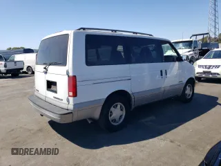 2000 Chevrolet Astro with VIN 1GNDM19W6YB138636, listed as a Copart auction lot 70530964 with Not Provided miles and Clean Title. Bid and sale history available at carsss.com. Image 3.