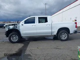 2023 Chevrolet Silverado 1500 LT with VIN 3GCUDDE83PG248745, listed as a IAAI auction lot 41765367 with 31,256 mi miles. Bid and sale history available at carsss.com. Image 15.