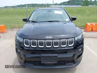 2022 Jeep Compass Latitude with VIN 3C4NJCBB4NT139111, listed as a IAAI auction lot 42380175 with 16,075 mi miles and . Bid and sale history available at DreamBid. Image 12.