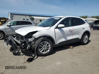 2021 Ford Escape SE with VIN 1FMCU0G66MUA09887, listed as a Copart auction lot 54421145 with 33,707 mi miles and Salvage title. Bid and sale history available at DreamBid. Image 1.