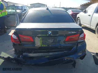 2019 BMW 5 Series 530e iPerformance with VIN WBAJA9C58KB393229, listed as a IAAI auction lot 41138496 with 87,121 mi miles. Bid and sale history available at carsss.com. Image 17.