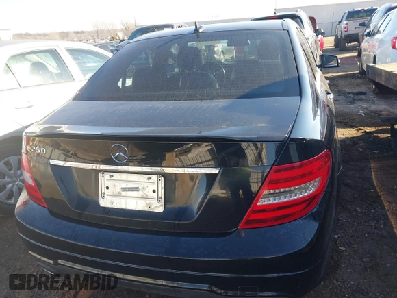 2014 Mercedes-Benz C-Class C 250 Sport with VIN WDDGF4HB6ER320555, listed as a IAAI auction lot 41339486 with 77,886 mi miles. Bid and sale history available at carsss.com. Image 16.