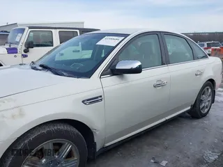 2009 Ford Taurus Limited with VIN 1FAHP25W49G102337, listed as a IAAI auction lot 41580686 with 88,190 mi miles. Bid and sale history available at carsss.com. Image 14.