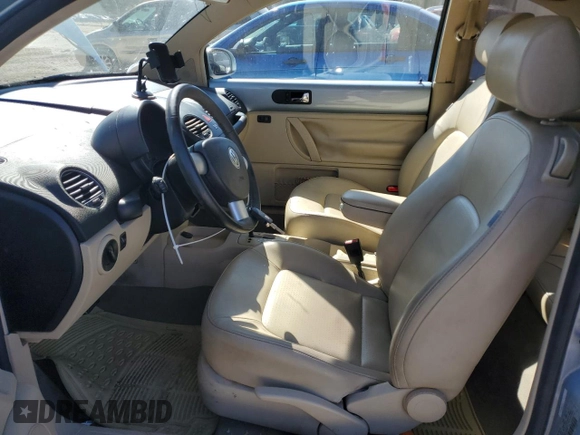 2010 Volkswagen Beetle with VIN 3VWRG3AG8AM017804, listed as a Copart auction lot 76445114 with 114,263 mi miles and Salvage title. Bid and sale history available at DreamBid. Image 7.