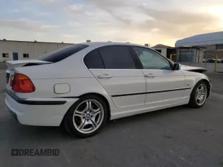 2001 BMW 3 Series 330i with VIN WBAAV53421FJ71992, listed as a Copart auction lot 85248964 with 180,467 mi miles and Salvage Title. Bid and sale history available at carsss.com. Image 3.