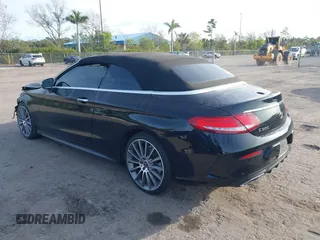 2018 Mercedes-Benz C 300 with VIN WDDWK4JB3JF728539, listed as a IAAI auction lot 41299075 with 88,438 mi miles and . Bid and sale history available at DreamBid. Image 3.