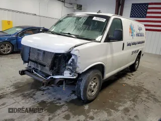 2020 GMC Savana Cargo Van with VIN 1GTW7AFG0L1217675, listed as a Copart auction lot 78230534 with 91,543 mi miles and Salvage Title. Bid and sale history available at carsss.com. Image 1.