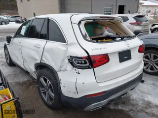 2021 Mercedes-Benz GLC with VIN W1N0G8EB3MV301304, listed as a IAAI auction lot 41540946 with 68,163 mi miles. Bid and sale history available at carsss.com. Image 3.