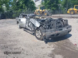2005 Chevrolet Silverado 1500 LS z VIN 2GCEC13T151344568, wystawiony jako IAAI lot #32429183 z przebiegiem Nie podano mil oraz . Historia ofert i sprzedaży dostępna na DreamBid. Obrazek 1.