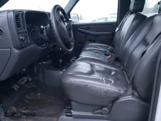 2006 Chevrolet Silverado 1500 LT1 with VIN 1GCEK19V56Z192976, listed as a Copart auction lot 46536605 with 373,436 mi miles and Salvage Title. Bid and sale history available at carsss.com. Image 7.