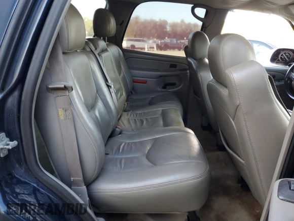 2005 GMC Yukon SLT z VIN 1GKEC13T45J187063, wystawiony jako Copart lot #78581814 z przebiegiem Nie podano mil oraz Szkoda całkowita • Salvage title. Historia ofert i sprzedaży dostępna na DreamBid. Obrazek 11.