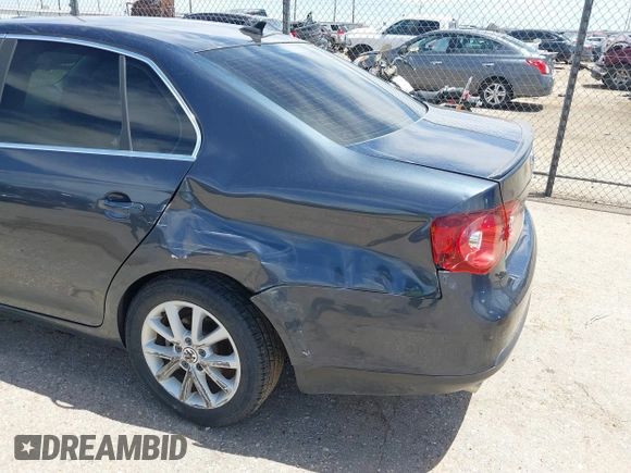 2010 Volkswagen Jetta Limited Edition with VIN 3VWRX7AJ1AM067933, listed as a IAAI auction lot 42153235 with 127,051 mi miles and . Bid and sale history available at DreamBid. Image 6.