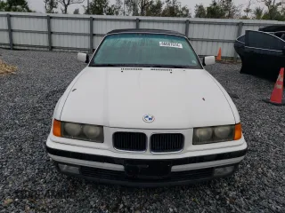 1994 BMW 3 Series 325iC with VIN WBABJ6326RJD36071, listed as a Copart auction lot 88812735 with 104,508 mi miles and Non Repairable. Bid and sale history available at carsss.com. Image 5.