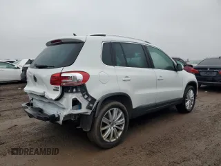 2016 Volkswagen Tiguan R-Line with VIN WVGBV7AX1GW543312, listed as a Copart auction lot 86631444 with 78,335 mi miles and Salvage Title. Bid and sale history available at DreamBid. Image 3.