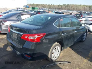 2018 Nissan Sentra S z VIN 3N1AB7AP4JY335596, wystawiony jako IAAI lot #41833674 z przebiegiem 95 949 mil mil oraz . Historia ofert i sprzedaży dostępna na DreamBid. Obrazek 4.