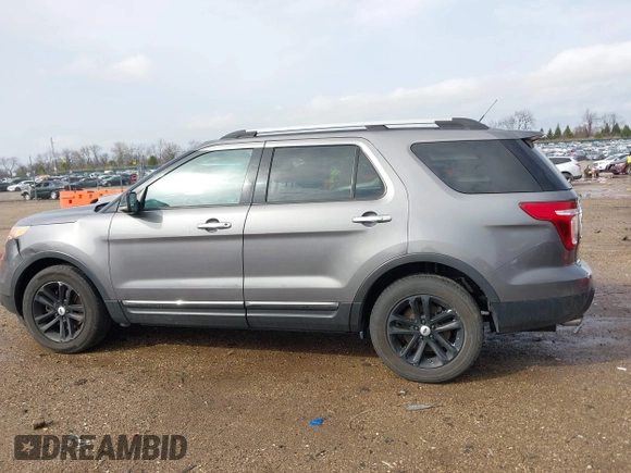 2013 Ford Explorer XLT z VIN 1FM5K8D88DGA92403, wystawiony jako IAAI lot #41946862 z przebiegiem 230 758 mil mil oraz . Historia ofert i sprzedaży dostępna na DreamBid. Obrazek 14.