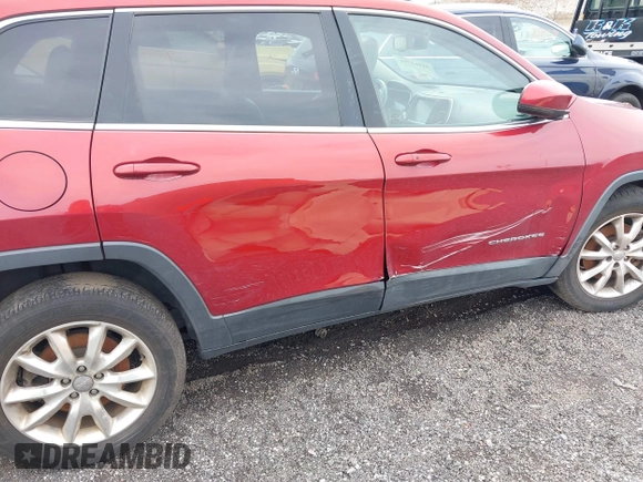 2015 Jeep Cherokee Limited with VIN 1C4PJMDS4FW544604, listed as a IAAI auction lot 41961706 with Not Provided miles and . Bid and sale history available at DreamBid. Image 6.