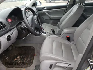 2006 Volkswagen Jetta 2.5L with VIN 3VWRF71K76M674745, listed as a Copart auction lot 46749263 with 131,399 mi miles and Salvage title. Bid and sale history available at DreamBid. Image 7.