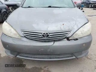 2006 Toyota Camry STD with VIN 4T1BE32K46U680668, listed as a IAAI auction lot 42205981 with 163,277 mi miles. Bid and sale history available at carsss.com. Image 6.