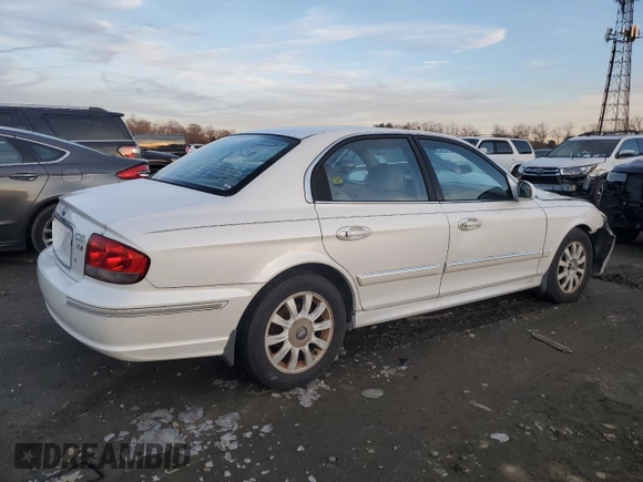 2003 Hyundai Sonata GLS with VIN KMHWF35HX3A756776, listed as a Copart auction lot 86134954 with 100,605 mi miles and Salvage Title. Bid and sale history available at carsss.com. Image 3.