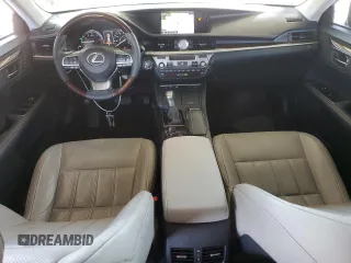 2016 Lexus ES 330 z VIN 58ABK1GG6GU019977, wystawiony jako Copart lot #59163355 z przebiegiem 55 368 mil mil oraz Szkoda całkowita • Salvage title. Historia ofert i sprzedaży dostępna na DreamBid. Obrazek 8.