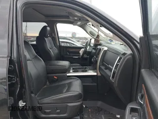 2016 Ram 1500 Laramie z VIN 1C6RR7NM7GS354329, wystawiony jako IAAI lot #41360188 z przebiegiem Nie podano mil oraz . Historia ofert i sprzedaży dostępna na DreamBid. Obrazek 5.