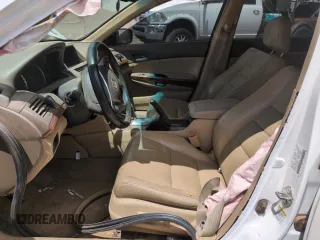2008 Honda Accord EX-L z VIN 1HGCP26878A125425, wystawiony jako Copart lot #56971985 z przebiegiem 168 223 mil mil oraz Szkoda całkowita • Salvage title. Historia ofert i sprzedaży dostępna na DreamBid. Obrazek 7.