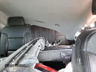 2016 Chevrolet Suburban LT z VIN 1GNSKHKC4GR285212, wystawiony jako Copart lot #58021115 z przebiegiem Nie podano mil oraz Szkoda całkowita • Salvage title. Historia ofert i sprzedaży dostępna na DreamBid. Obrazek 10.