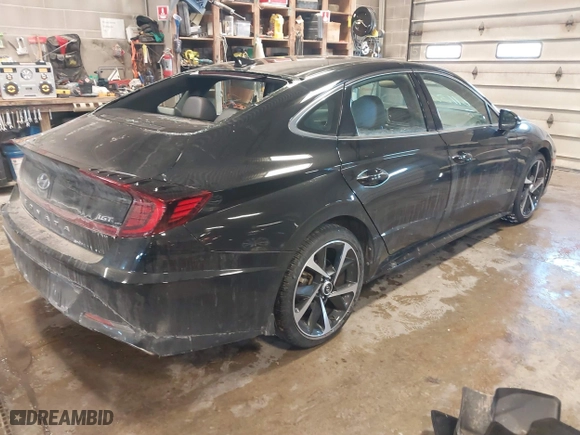 2022 Hyundai Sonata SEL Plus with VIN 5NPEJ4J21NH137324, listed as a IAAI auction lot 41611317 with 30,913 mi miles. Bid and sale history available at carsss.com. Image 4.