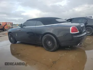 2019 Rolls-Royce Dawn z VIN SCA666D58KU115921, wystawiony jako Copart lot #73912984 z przebiegiem Nie podano mil oraz Szkody całkowita. Historia ofert i sprzedaży dostępna na DreamBid. Obrazek 2.