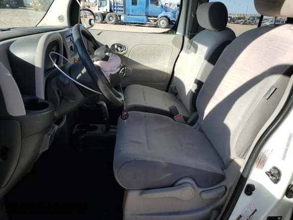 2009 Nissan Cube S z VIN JN8AZ28R79T110925, wystawiony jako Copart lot #84203024 z przebiegiem 276 255 mil mil oraz Szkoda całkowita • Salvage title. Historia ofert i sprzedaży dostępna na DreamBid. Obrazek 7.
