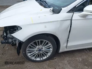 2015 Ford Fusion SE with VIN 3FA6P0HD2FR222244, listed as a IAAI auction lot 41932249 with 113,685 mi miles. Bid and sale history available at carsss.com. Image 14.