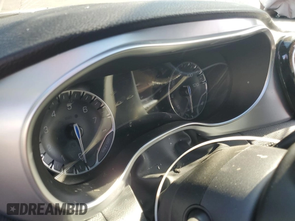 2025 Chrysler Pacifica Limited with VIN 2C4RC1GG2SR570078, listed as a Copart auction lot 59219585 with Not provided miles and Salvage title. Bid and sale history available at DreamBid. Image 9.