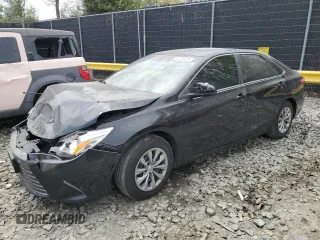 2017 Toyota Camry XLE z VIN 4T1BF1FK3HU379016, wystawiony jako Copart lot #52704015 z przebiegiem 167 129 mil mil oraz Szkoda całkowita • Salvage title. Historia ofert i sprzedaży dostępna na DreamBid. Obrazek 1.