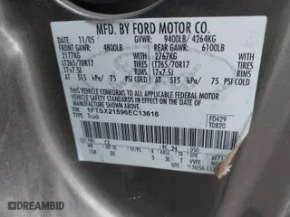 2006 Ford Super Duty F-250 XL with VIN 1FTSX21596EC13616, listed as a IAAI auction lot 41708407 with 193,990 mi miles. Bid and sale history available at carsss.com. Image 9.