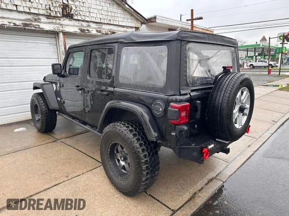 2018 Jeep Wrangler Unlimited Sport with VIN 1C4HJXDG8JW166409, listed as a Copart auction lot 71764992 with 33,521 mi miles and . Bid and sale history available at DreamBid. Image 3.