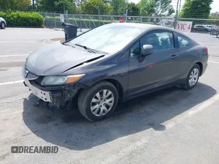 2012 Honda Civic LX z VIN 2HGFG3B55CH553356, wystawiony jako IAAI lot #42079689 z przebiegiem 102 317 mil mil oraz . Historia ofert i sprzedaży dostępna na DreamBid. Obrazek 2.