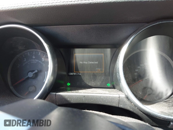2022 Ford Mustang EcoBoost z VIN 1FA6P8TH1N5101036, wystawiony jako IAAI lot #41629909 z przebiegiem 39 781 mil mil oraz . Historia ofert i sprzedaży dostępna na DreamBid. Obrazek 15.