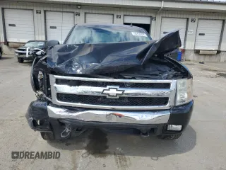 2007 Chevrolet Silverado 1500 1LT with VIN 1GCEK19097Z586132, listed as a Copart auction lot 50406825 with 177,331 mi miles and Salvage Title. Bid and sale history available at DreamBid. Image 5.