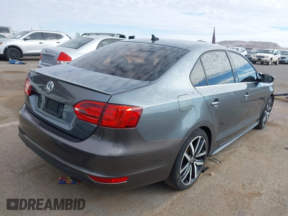 2013 Volkswagen Jetta GLI Autobahn with VIN 3VW467AJ7DM235818, listed as a IAAI auction lot 41061837 with 157,507 mi miles and . Bid and sale history available at DreamBid. Image 4.