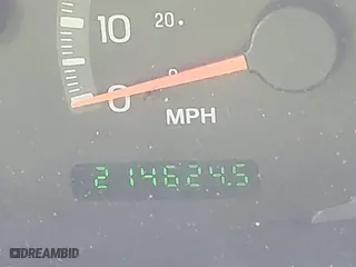 2000 Ford F-150 XL with VIN 1FTRX18LXYNA19385, listed as a IAAI auction lot 41075391 with 214,624 mi miles. Bid and sale history available at carsss.com. Image 12.