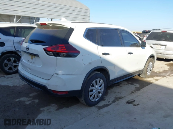 2020 Nissan Rogue SV with VIN JN8AT2MTXLW005594, listed as a IAAI auction lot 41783339 with 111,211 mi miles. Bid and sale history available at carsss.com. Image 4.