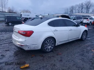 2014 Kia Cadenza Premium with VIN KNALN4D70E5127125, listed as a Copart auction lot 81366724 with 221,729 mi miles and Clean Title. Bid and sale history available at carsss.com. Image 3.