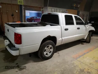 2007 Dodge Dakota SLT with VIN 1D7HE48KX7S212491, listed as a Copart auction lot 47385865 with 135,691 mi miles and Salvage Title. Bid and sale history available at DreamBid. Image 3.